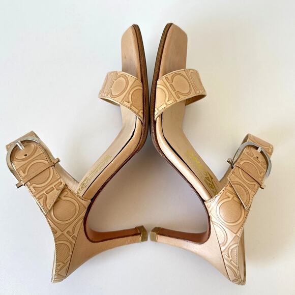 Vintage Salvatore Ferragamo Gancini Leather Strap Heel Sandal Size 7 B - Picture 5 of 16